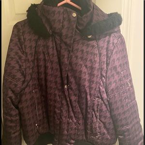 Women’s puffer coat with hood zero exposure